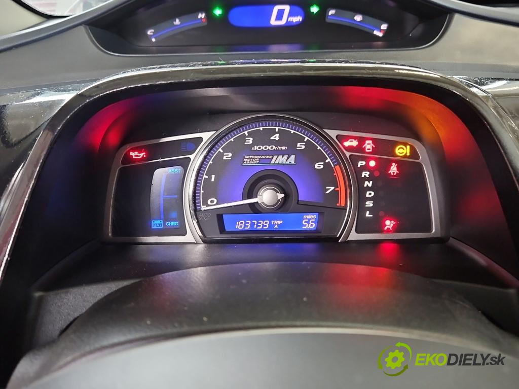 Honda Civic VIII 2006-2011 1.4 16V 95 HP automatic 70 kW 1339 cm3 4- prístrojovka/ budíky 78200-SNCA100 (Prístrojová doska)
