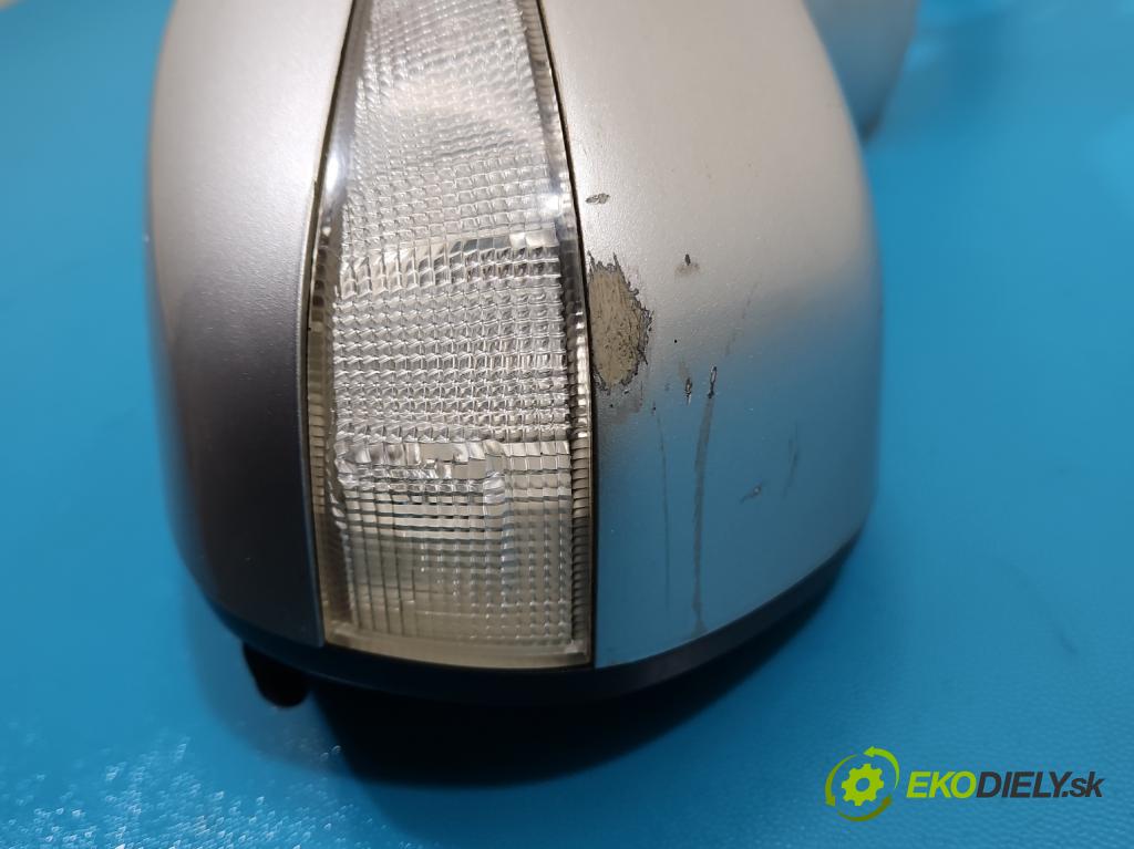 Honda Civic VIII 2006-2011 1.4 16V 95 HP automatic 70 kW 1339 cm3 4- zrkadlo pravé  (Kľučka dverí ostatné)