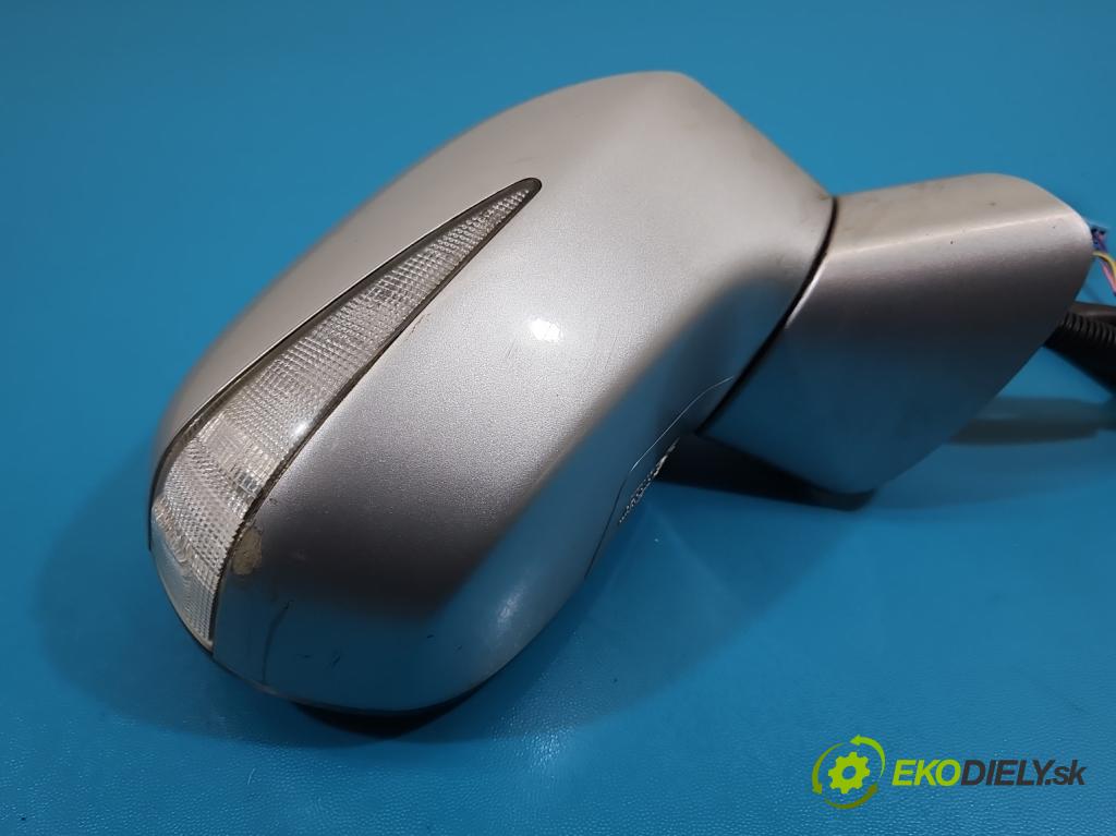 Honda Civic VIII 2006-2011 1.4 16V 95 HP automatic 70 kW 1339 cm3 4- zrkadlo pravé  (Kľučka dverí ostatné)