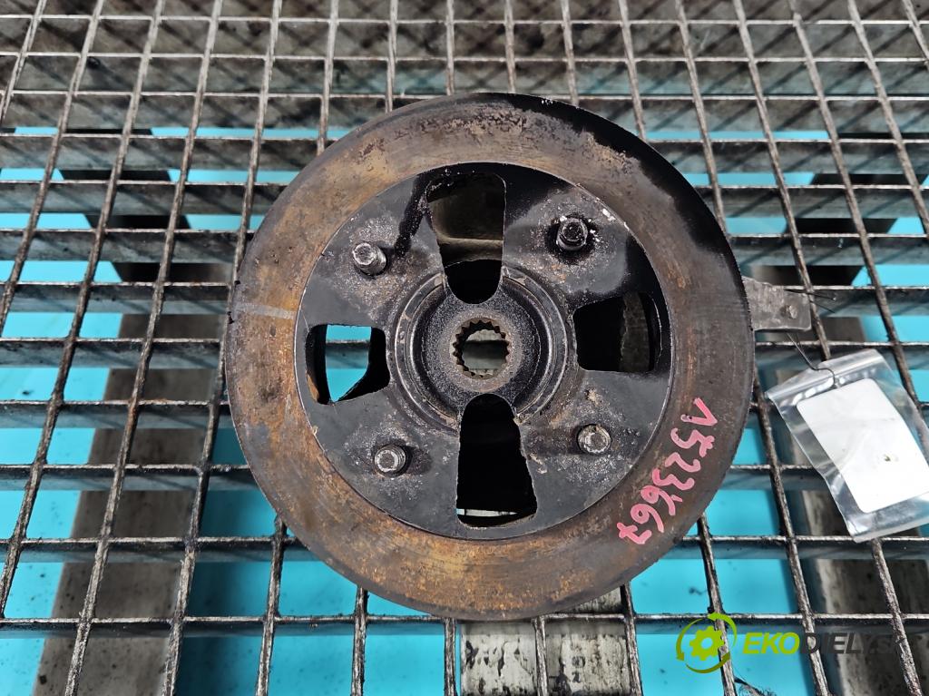 Ligier Ambra 0.5d automatic 4 kW 505 cm3 3- náboj pravé  (Náboj kola)