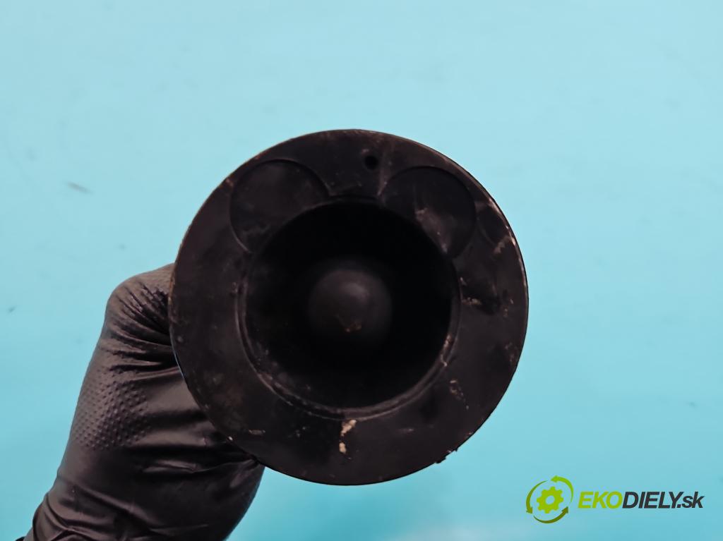 Hyundai I30 II 2012-2016 1.6 crdi 110 HP manual 81 kW 1582 cm3 5- piest  (Piest)