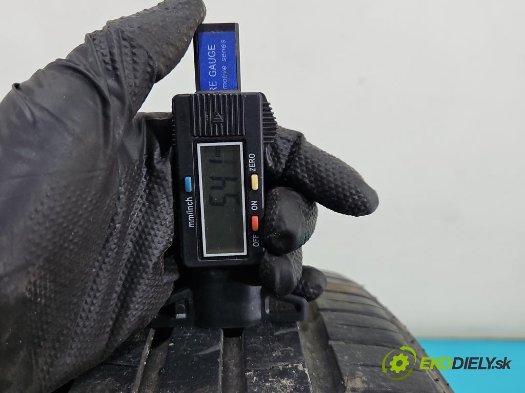 Volvo V40 II 2012-2019 1.6 T3 150 HP manual 110 kW 1596 cm3 5- pneumatika letné 4 kusy komplet