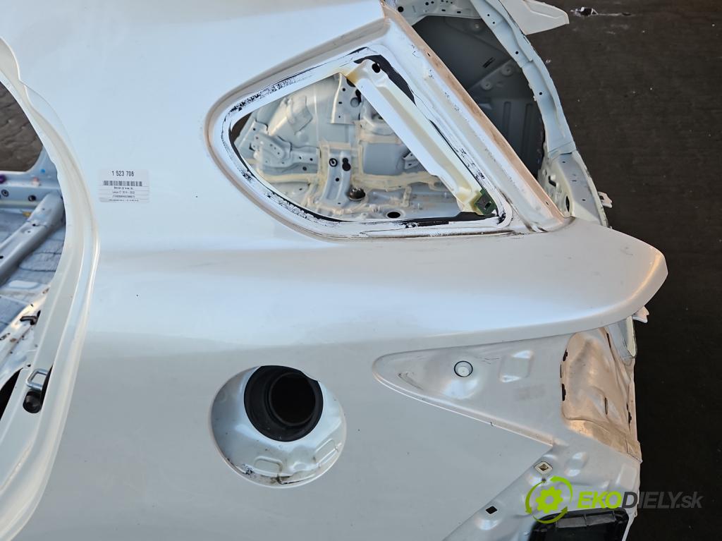 Lexus CT 2010-2022 1.8 VVTI 99 hp automatic 73 kW 1798 cm3 5- blatnik zadní levý