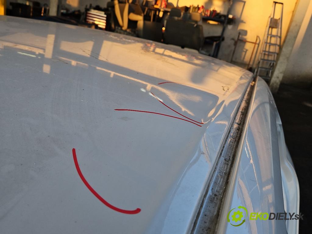 Lexus CT 2010-2022 1.8 VVTI 99 HP automatic 73 kW 1798 cm3 5- strecha