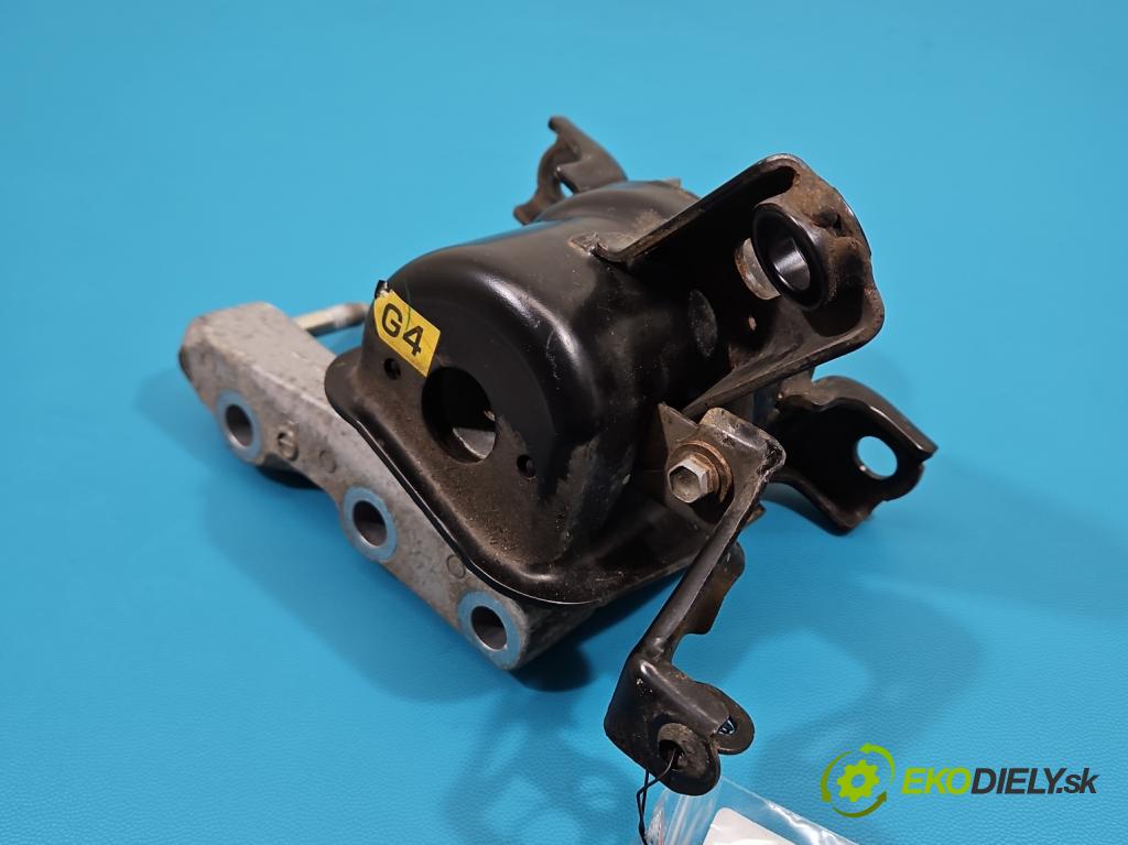 Lexus NX I 2014-2021 2.0 T 238hp automatic 175 kW 1998 cm3 5- Polštář: motoru  (Držák motoru)