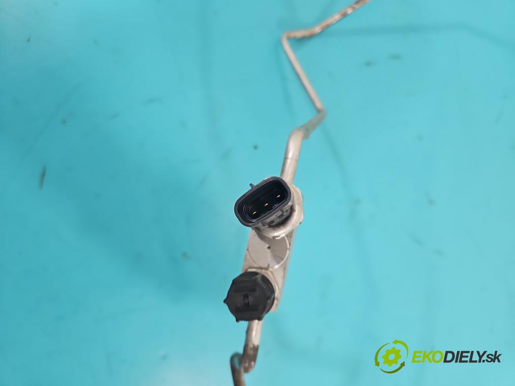 Lexus NX I 2014-2021 2.0 T 238HP automatic 175 kW 1998 cm3 5- rúrka klimatizácie