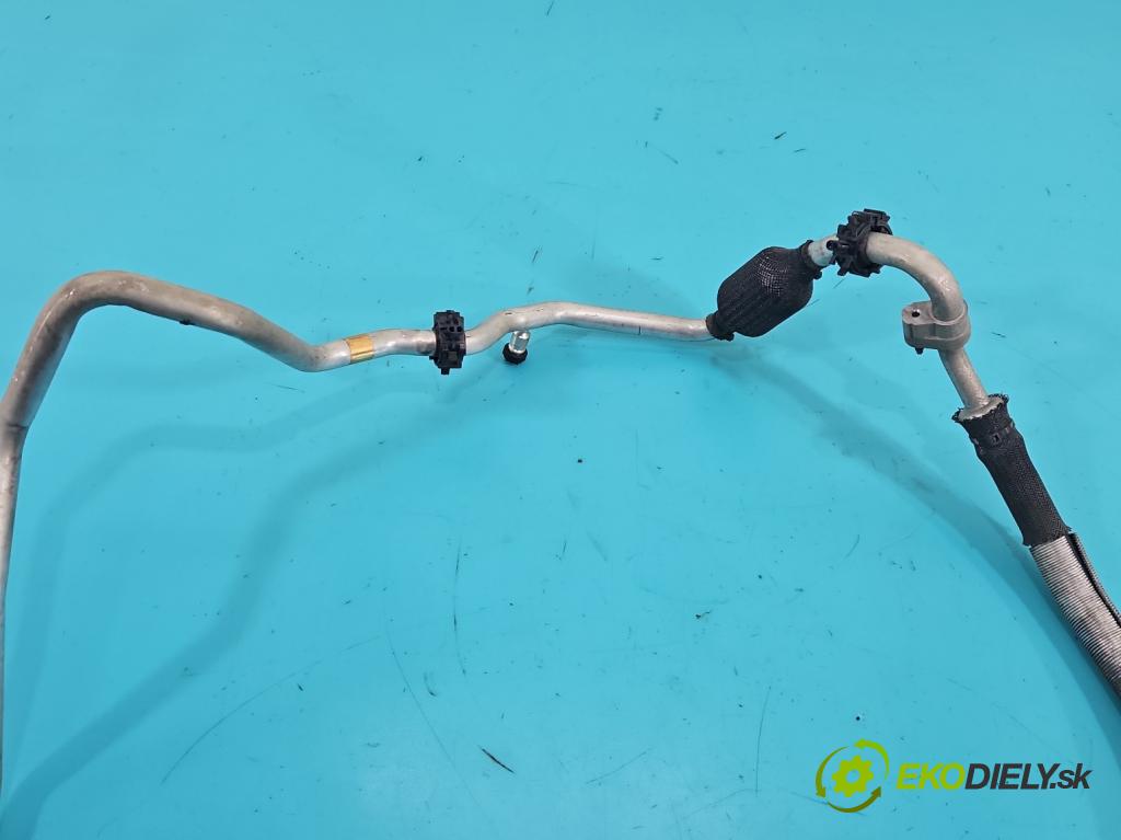 Lexus NX I 2014-2021 2.0 T 238HP automatic 175 kW 1998 cm3 5- rúrka klimatizácie