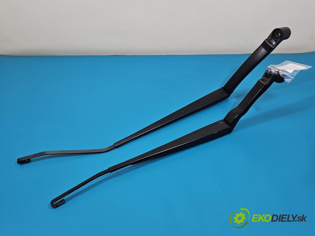 Renault Kadjar 2015-2022 1.3 140 HP automatic 103 kW 1332 cm3 5- rameno stieračov predné komplet 288860455R