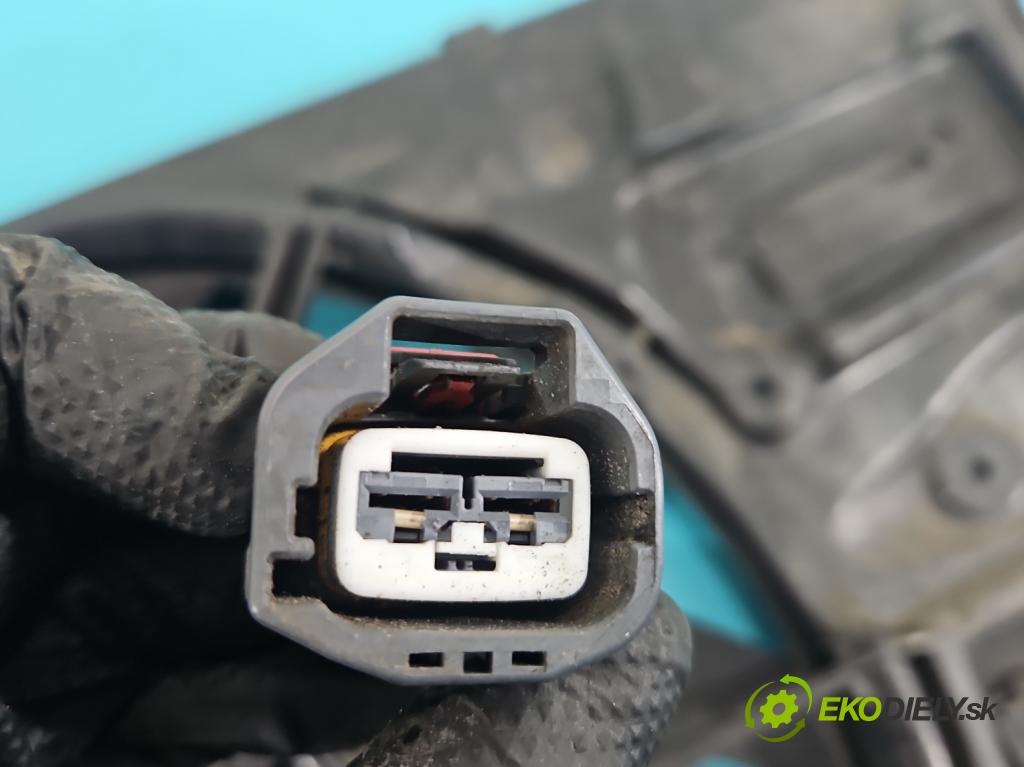 Volvo V40 II 2012-2019 1.6 T3 150 hp manual 110 kW 1596 cm3 5- ventilátor chladič 3135104067