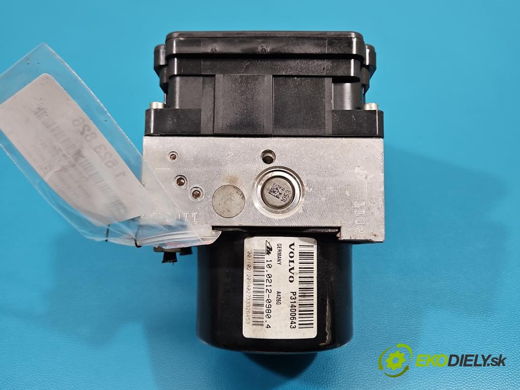Volvo V40 II 2012-2019 1.6 T3 150 HP manual 110 kW 1596 cm3 5- čerpadlo abs P31400643 (Pumpa ABS)