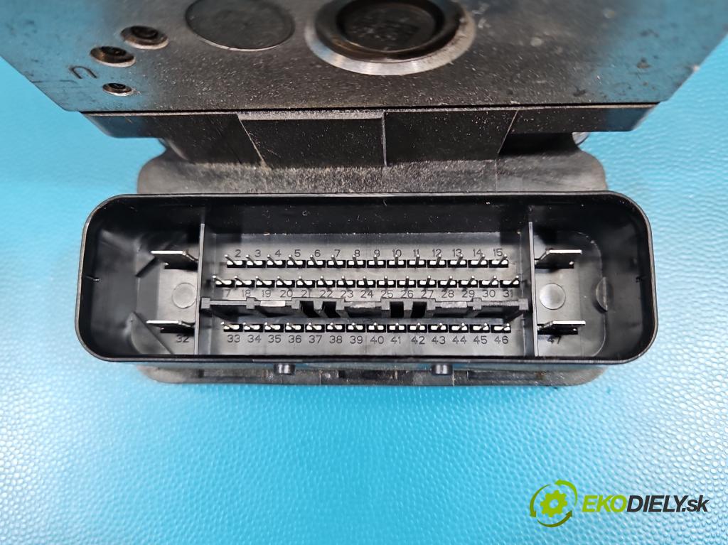 Volvo V40 II 2012-2019 1.6 T3 150 HP manual 110 kW 1596 cm3 5- čerpadlo abs P31400643 (Pumpa ABS)