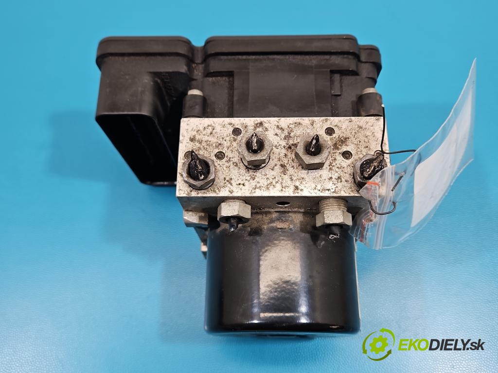 Volvo V40 II 2012-2019 1.6 T3 150 HP manual 110 kW 1596 cm3 5- čerpadlo abs P31400643 (Pumpa ABS)