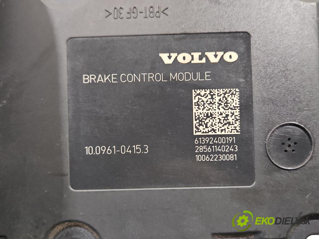 Volvo V40 II 2012-2019 1.6 T3 150 HP manual 110 kW 1596 cm3 5- čerpadlo abs P31400643 (Pumpa ABS)