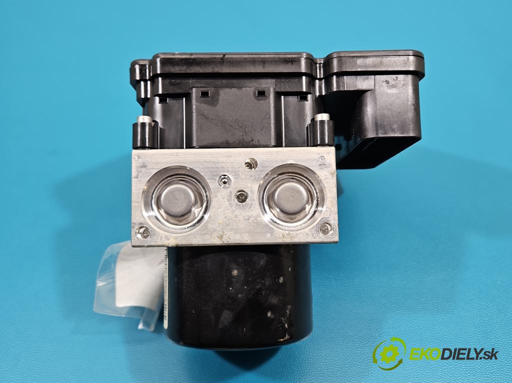 Volvo V40 II 2012-2019 1.6 T3 150 HP manual 110 kW 1596 cm3 5- čerpadlo abs P31400643 (Pumpa ABS)