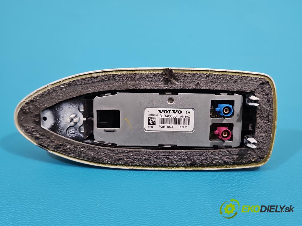 Volvo V40 II 2012-2019 1.6 T3 150 HP manual 110 kW 1596 cm3 5- Antena 31346638