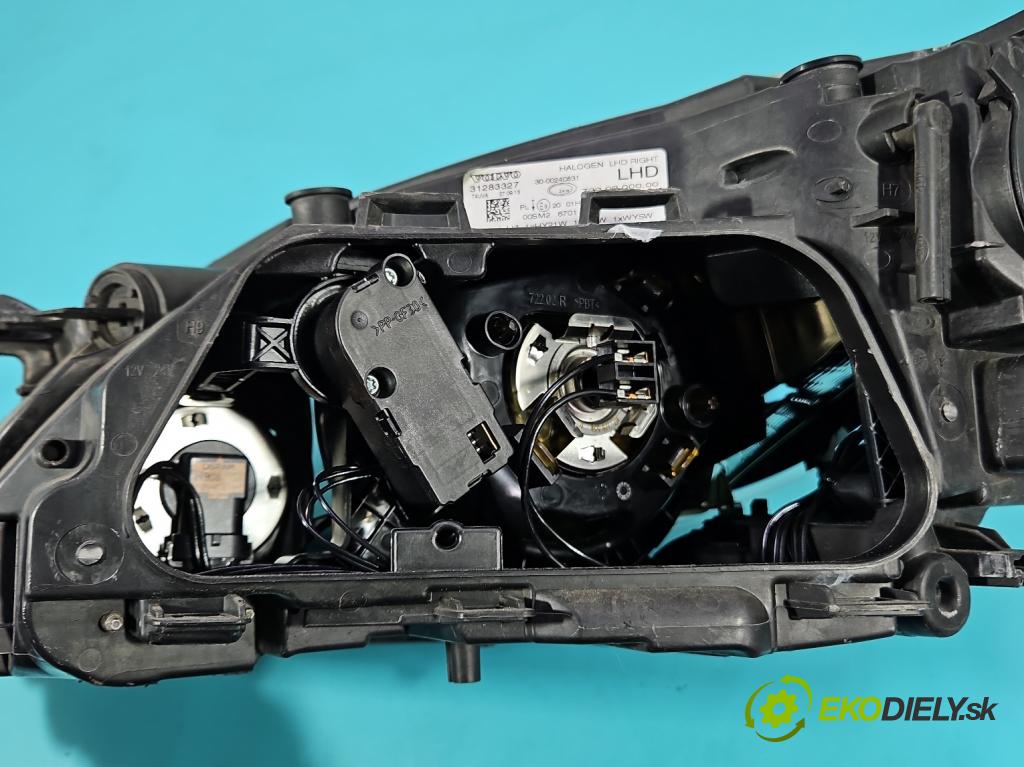 Volvo V40 II 2012-2019 1.6 T3 150 HP manual 110 kW 1596 cm3 5- Reflektor: pravý 31283327 (Svetlo predné pravé)