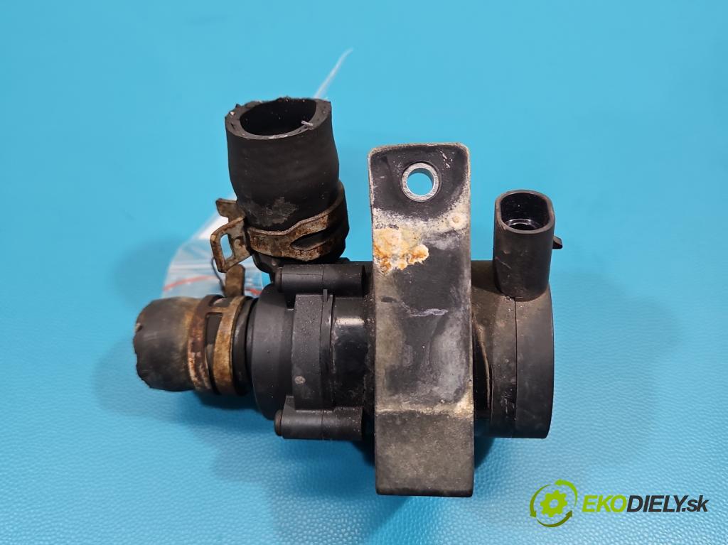Volvo V40 II 2012-2019 1.6 T3 150 HP manual 110 kW 1596 cm3 5- pompa obehu voda: 31320347