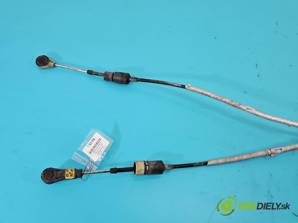 Volvo V40 II 2012-2019 1.6 T3 150 HP manual 110 kW 1596 cm3 5- Páka: Změny: stupeň,rýchlosť 31367613 (Rýchlostná páka (kulisa))