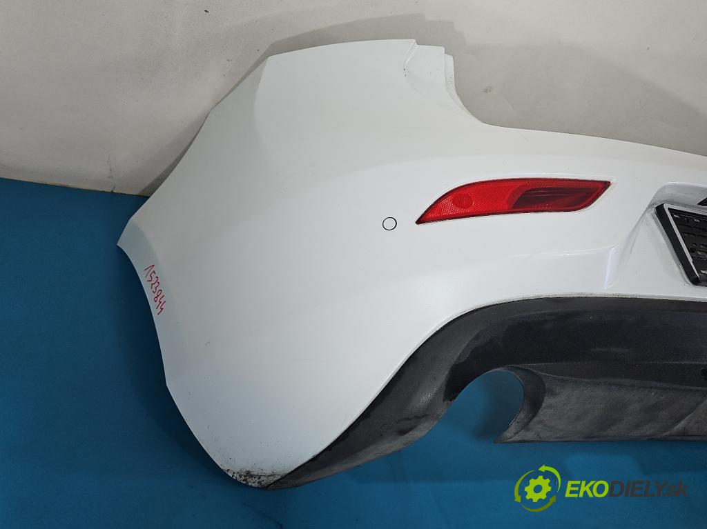 Volvo V40 II 2012-2019 1.6 T3 150 HP manual 110 kW 1596 cm3 5- nárazník zadné  (Kľučka dverí ostatné)