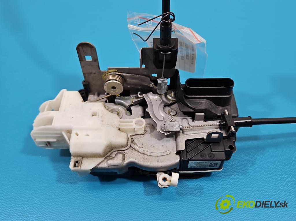 Volvo V40 II 2012-2019 1.6 T3 150 HP manual 110 kW 1596 cm3 5- zámok predné ľavý 31391822