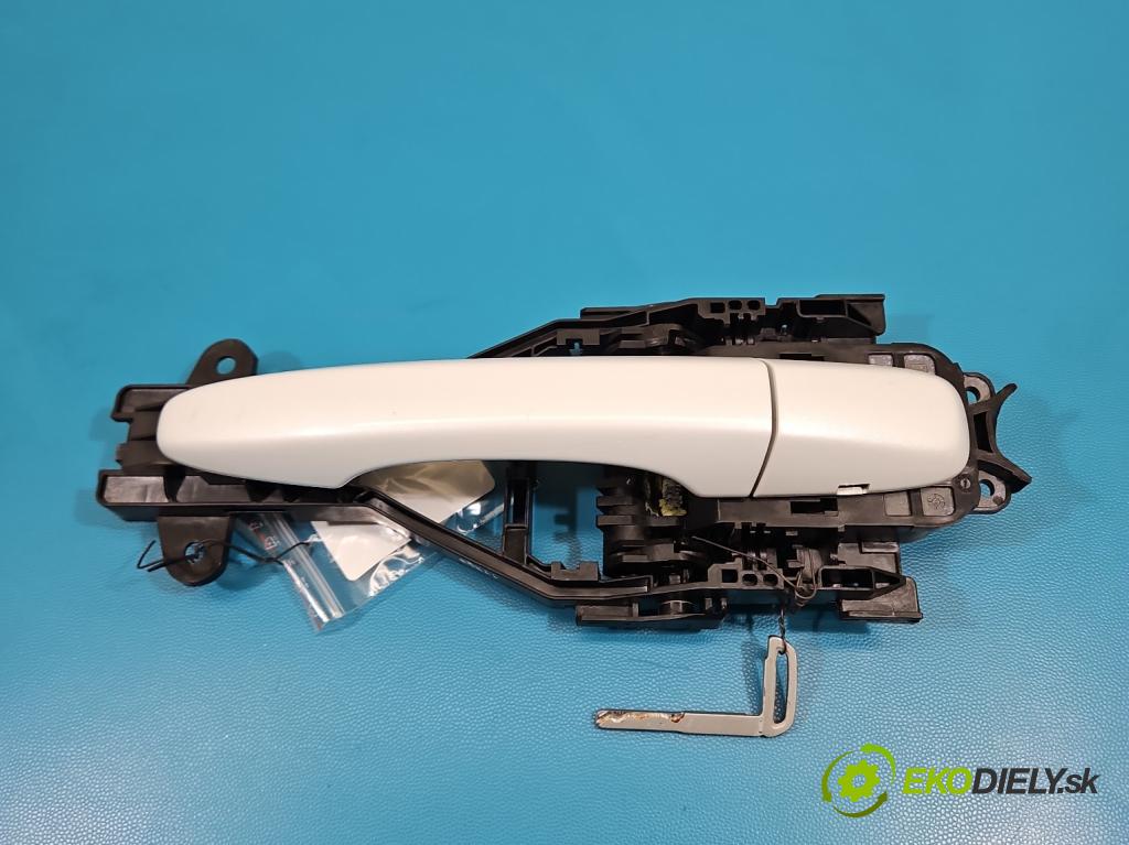 Volvo V40 II 2012-2019 1.6 T3 150 HP manual 110 kW 1596 cm3 5- rukoväť predné ľavé mimo: 31276164 (Kľučka dverí vonkajšia predná ľavá)