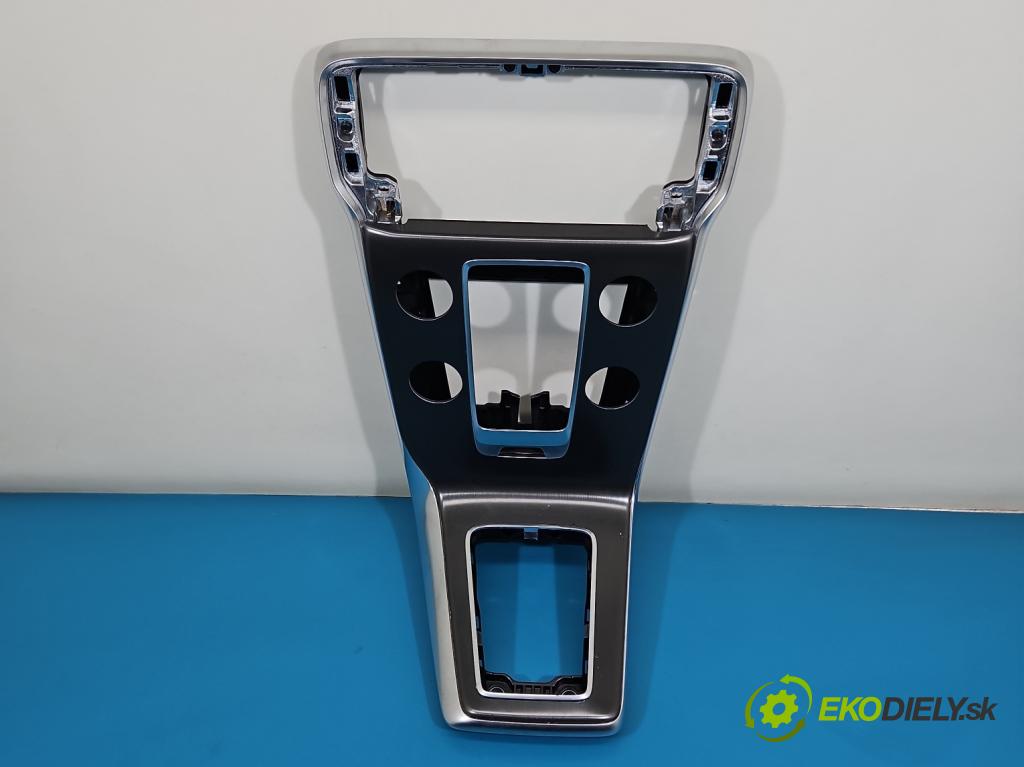 Volvo V40 II 2012-2019 1.6 T3 150 HP manual 110 kW 1596 cm3 5- lišta ozdobná vnitŕní: 8632794