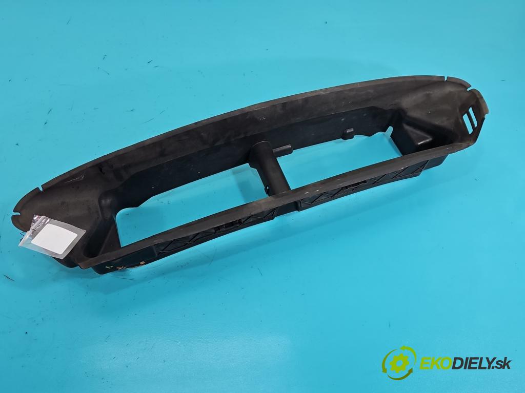 Volvo V40 II 2012-2019 1.6 T3 150 HP manual 110 kW 1596 cm3 5- Vstup: vzduchu 31294094