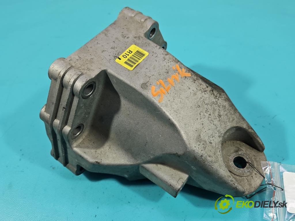 Kia Stinger 2017-2023 2.0 T-GDI 256KM automatic 188 kW 1998 cm3 5- Polštář: motoru 21825J5100 (Držák motoru)