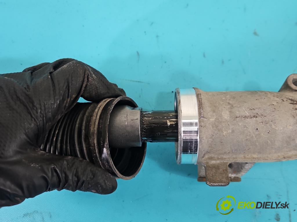 Lexus CT 2010-2022 1.8 VVTI 99 HP automatic 73 kW 1798 cm3 5- Ozubené kolo: volant