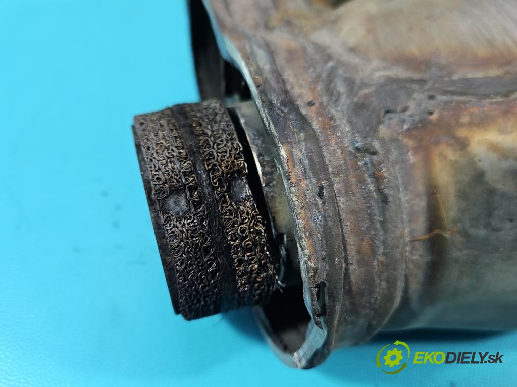 Lexus CT 2010-2022 1.8 VVTI 99 hp automatic 73 kW 1798 cm3 5- Chladič spalin