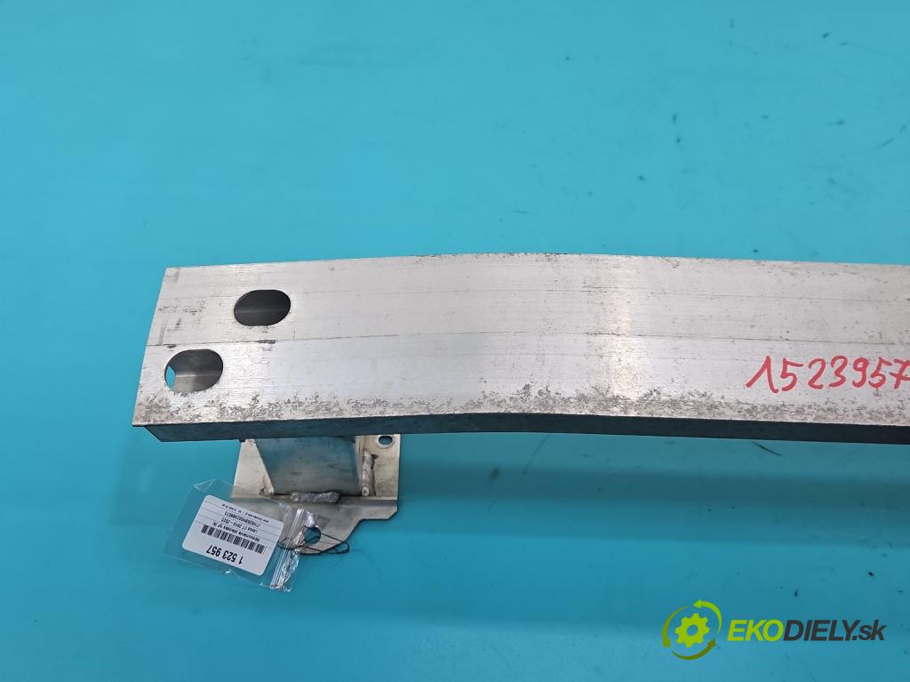 Lexus CT 2010-2022 1.8 VVTI 99 HP automatic 73 kW 1798 cm3 5- výstuha nárazník zadné