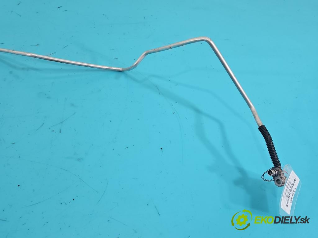 Lexus CT 2010-2022 1.8 VVTI 99 HP automatic 73 kW 1798 cm3 5- rúrka klimatizácie