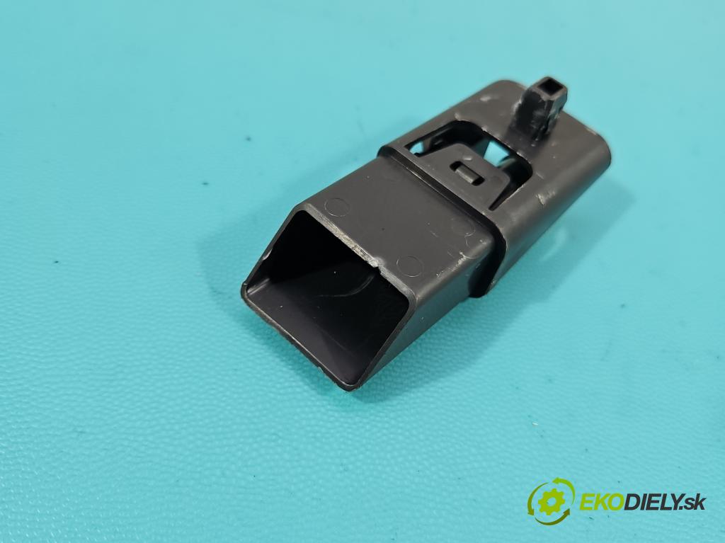 Lexus CT 2010-2022 1.8 VVTI 99 hp automatic 73 kW 1798 cm3 5- snímač teploty vnitřní TD15