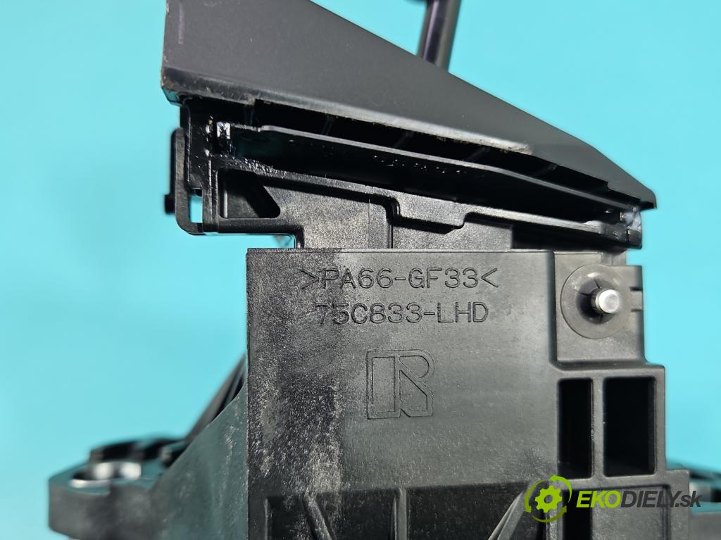 Lexus CT 2010-2022 1.8 VVTI 99 HP automatic 73 kW 1798 cm3 5- Páka: Změny: stupeň,rýchlosť 75C833-LHD (Rýchlostná páka (kulisa))