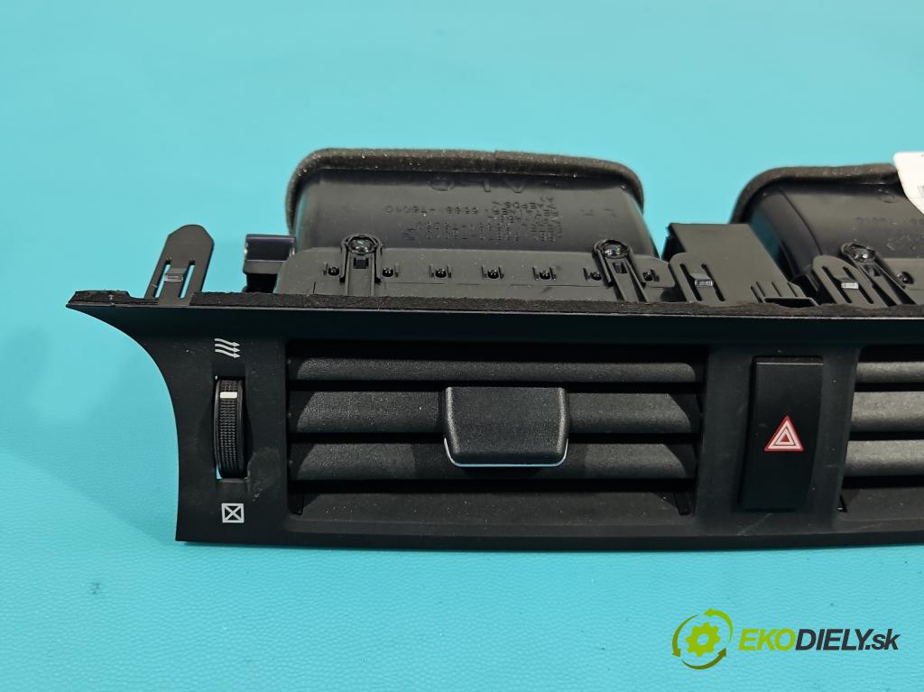 Lexus CT 2010-2022 1.8 VVTI 99 HP automatic 73 kW 1798 cm3 5- Mřížka: kúrenia stredová 55670-76010 (Mriežka kúrenia (fukár))