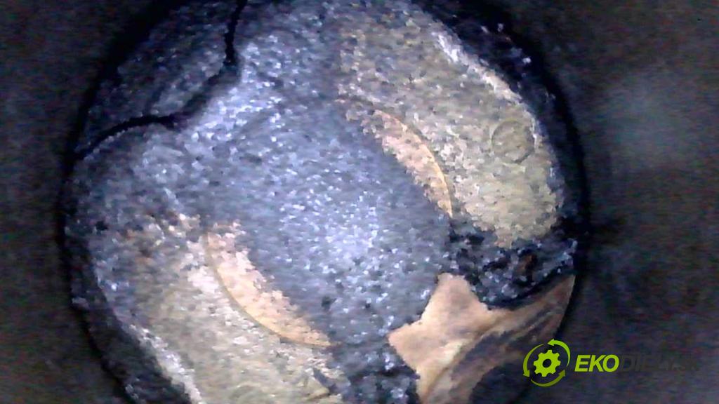 Lexus CT 2010-2022 1.8 VVTI 99 HP automatic 73 kW 1798 cm3 5- motor benzín: 2ZR