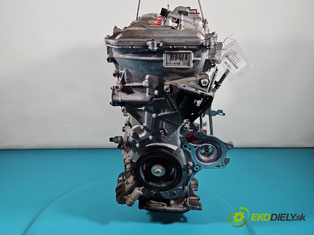 Lexus CT 2010-2022 1.8 VVTI 99 HP automatic 73 kW 1798 cm3 5- motor benzín: 2ZR