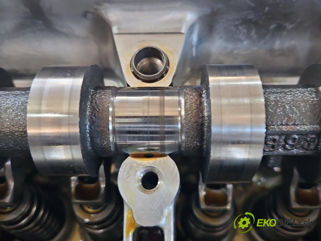 Lexus CT 2010-2022 1.8 VVTI 99 HP automatic 73 kW 1798 cm3 5- motor benzín: 2ZR