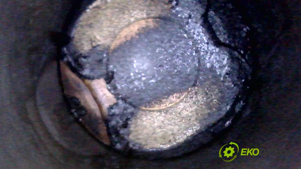 Lexus CT 2010-2022 1.8 VVTI 99 HP automatic 73 kW 1798 cm3 5- motor benzín: 2ZR