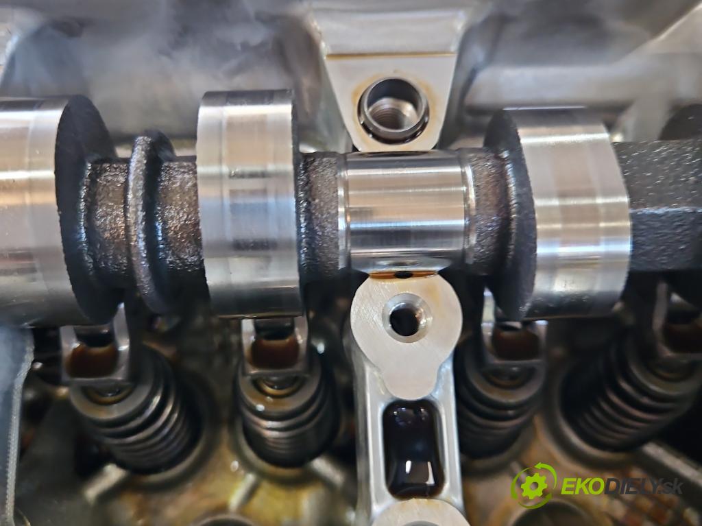 Lexus CT 2010-2022 1.8 VVTI 99 HP automatic 73 kW 1798 cm3 5- motor benzín: 2ZR