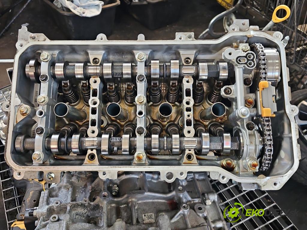 Lexus CT 2010-2022 1.8 VVTI 99 HP automatic 73 kW 1798 cm3 5- motor benzín: 2ZR