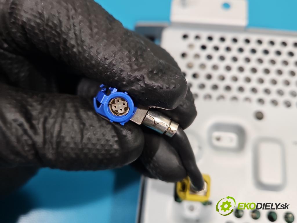 Ford Edge II 2014 - 2021 2.0 ECOBOOST: 245KM automatic 180 kW 1999 cm3 5- Zobrazit: G2GT-18B955-SC (Prístrojová doska)