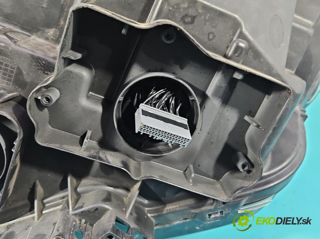 Ford Edge II 2014 - 2021 2.0 ECOBOOST: 245KM automatic 180 kW 1999 cm3 5- světlo pravý FK7B-13W029-CG (Pravé přední světlo)