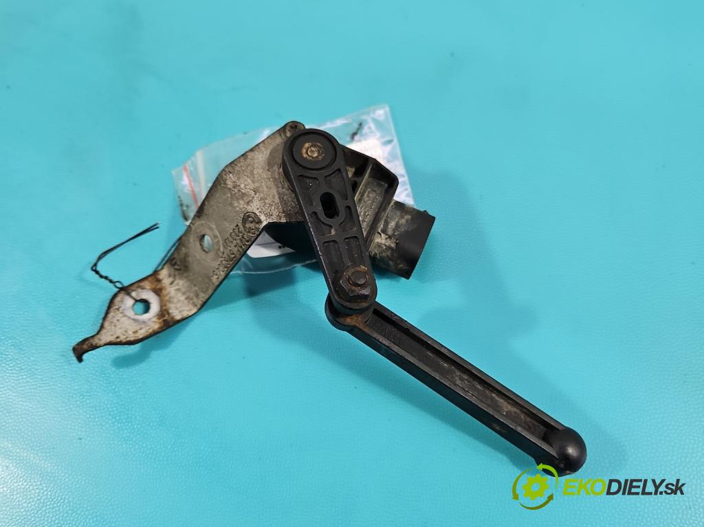 Bmw 3 F30 2011-2018 2.0d 184hp manual 135 kW 1995 cm3 4- snímač nastavenia xenon 6860843 (Snímač)