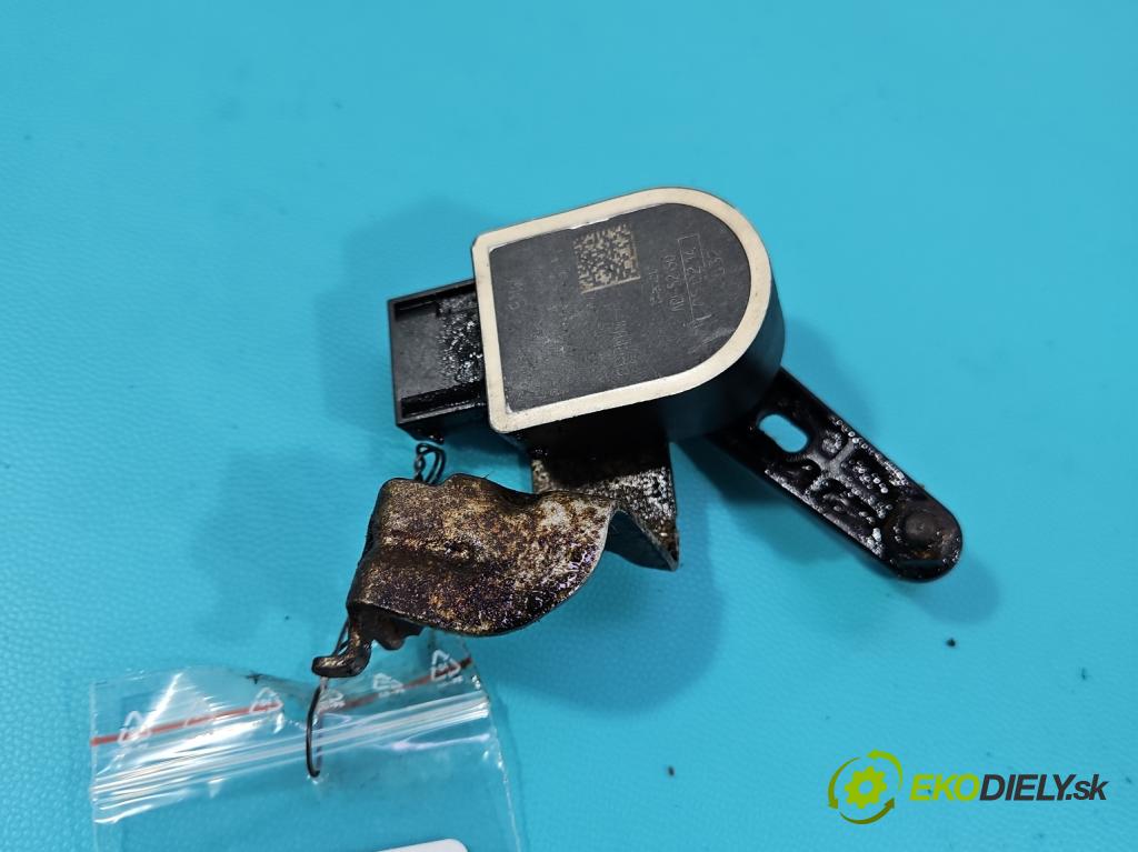 Bmw 3 F30 2011-2018 2.0d 184hp manual 135 kW 1995 cm3 4- snímač nastavenia xenon 37146797816 (Snímač)