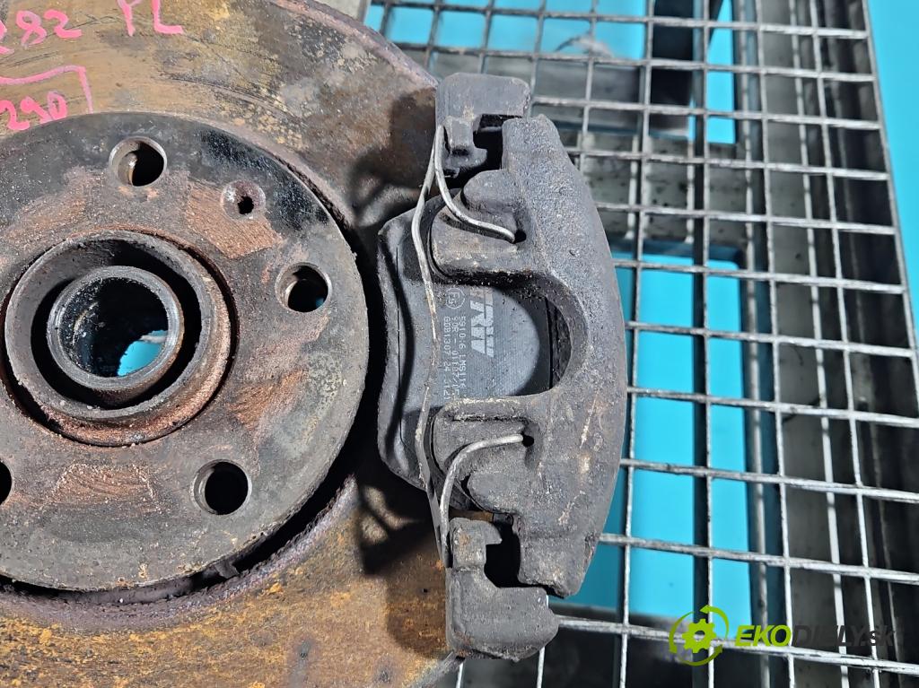 Audi A4 B6 2000-2004 2.0 20v 131 HP manual 96 kW 1984 cm3 4- brzdič predné ľavý  (Kľučka dverí ostatné)