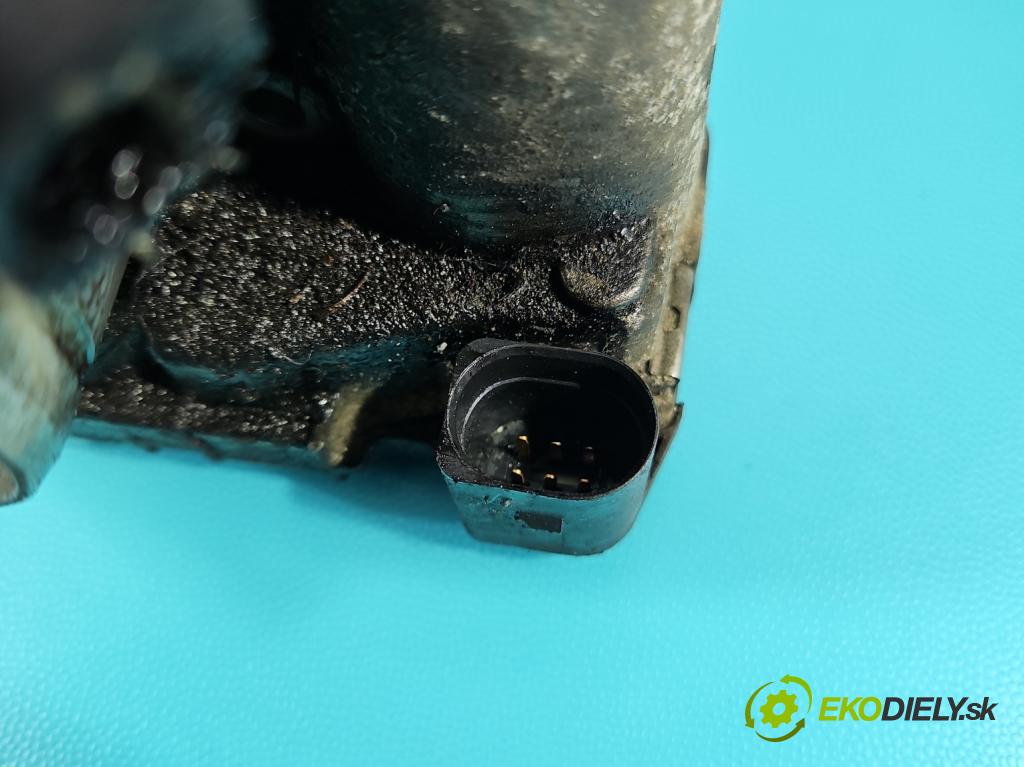 Audi A4 B6 2000-2004 2.0 20v 131 HP manual 96 kW 1984 cm3 4- klapka 06B133062H (Škrtiaca klapka)