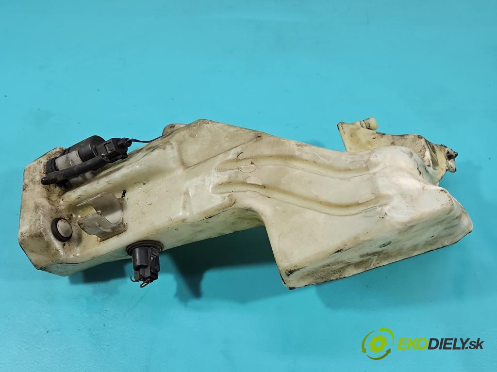 Audi A4 B6 2000-2004 2.0 20v 131 HP manual 96 kW 1984 cm3 4- nádržka tekutina: ostrekovačov 8E0955453AF