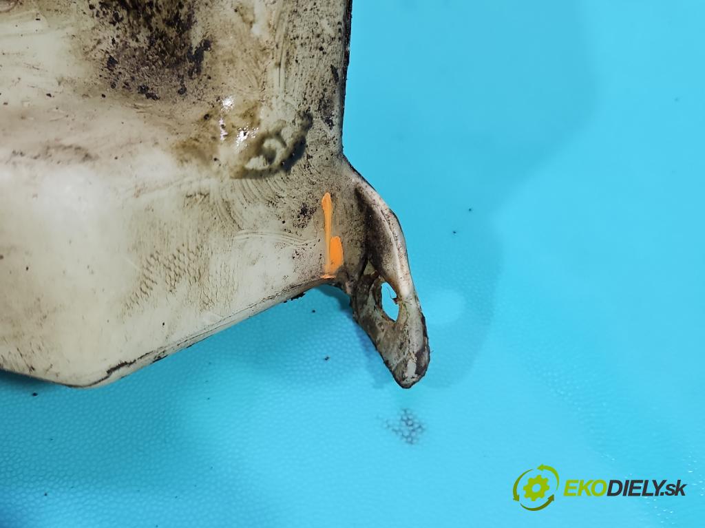 Audi A4 B6 2000-2004 2.0 20v 131 HP manual 96 kW 1984 cm3 4- nádržka tekutina: ostrekovačov 8E0955453AF