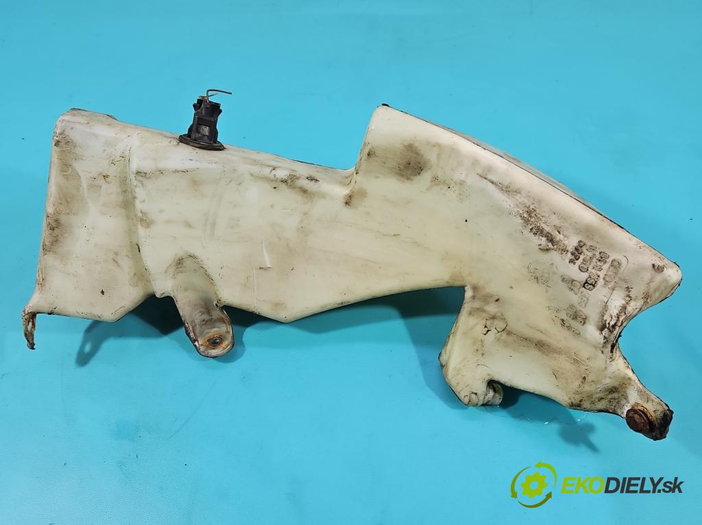 Audi A4 B6 2000-2004 2.0 20v 131 HP manual 96 kW 1984 cm3 4- nádržka tekutina: ostrekovačov 8E0955453AF